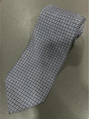 Brooks Brothers Makers Men’s 100% Silk Tie Necktie Navy Blue White Floral BB13